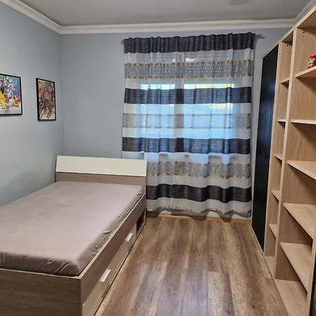 Fenyves-villa * Szada